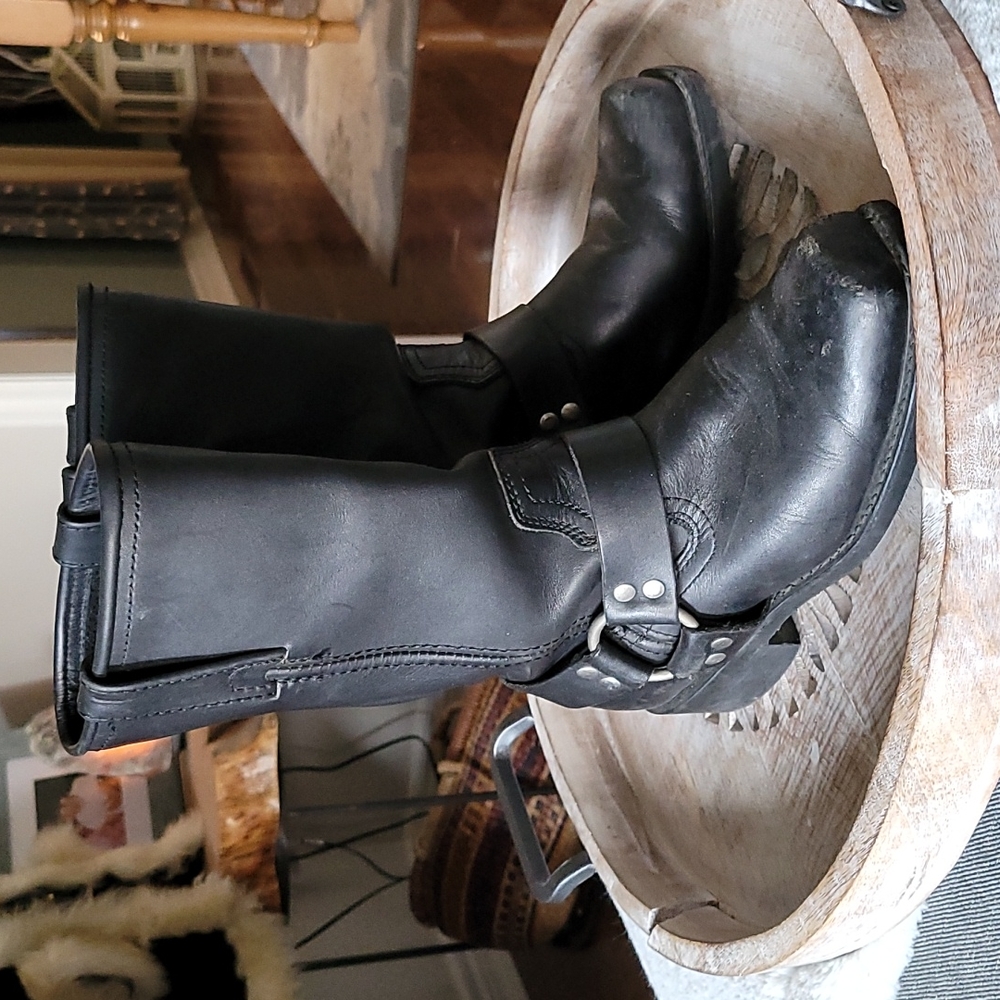 Motorcycle boots